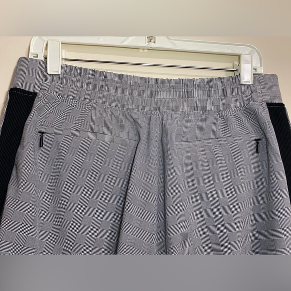 Athleta Brooklyn Ankle Pants Women 8T Black Plaid Work Comfort Stretch Waist - Picture 5 of 15